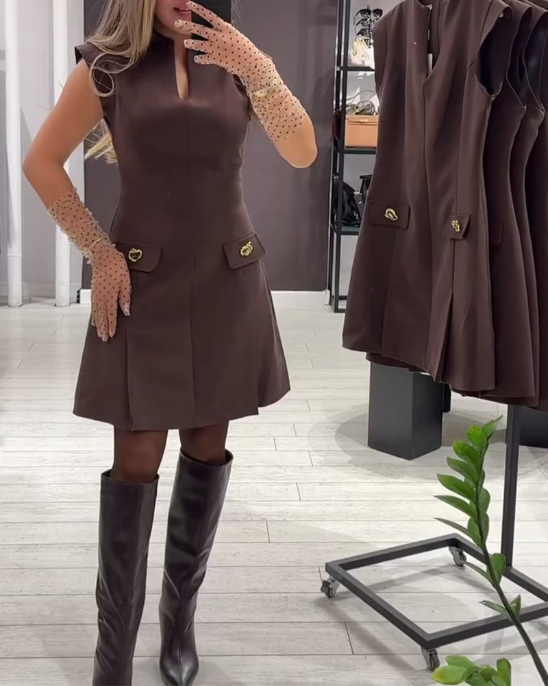 Chic Sleeveless V-Neck Dress