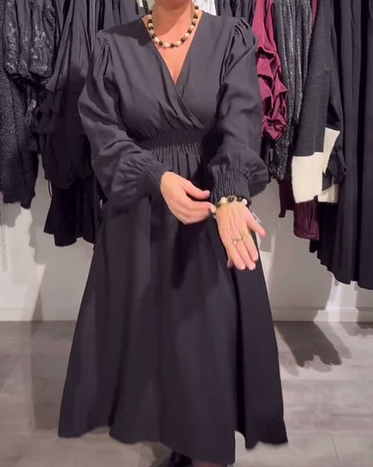 Waist-Cinching Dress with Puff Sleeves