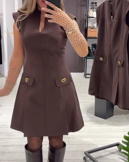 Chic Sleeveless V-Neck Dress